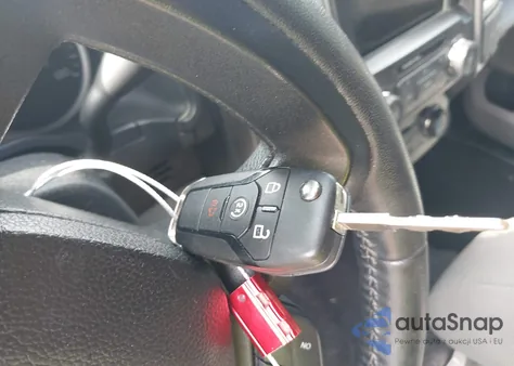 2017 Ford F150 Supercrew из США, поврежденный, VIN 1FTEW1CP6HFA80769